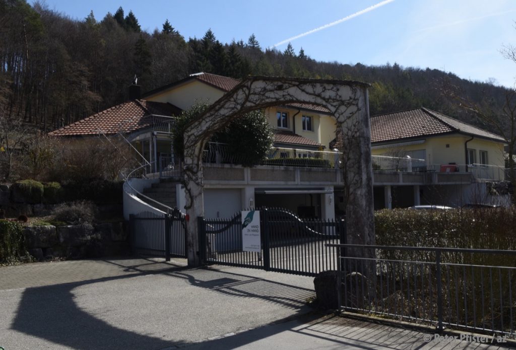 Das Tor ist verschlossen, die Villa leer: «Hand in Hand» ist Geschichte.