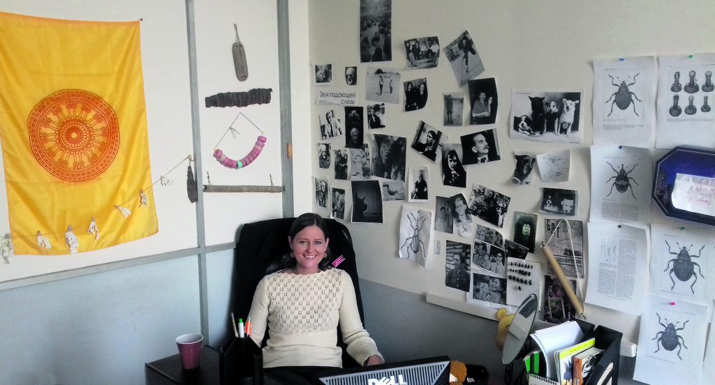 Ekaterina Glikman in der Redaktion der Nowaja Gaseta in Moskau, wohl im Jahr 2018.