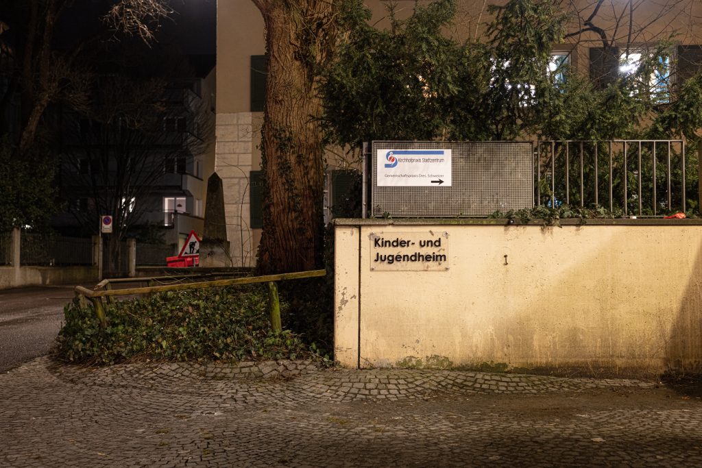 Im Kinder- und Jugendheim am Kirchhofplatz muss nachts eine Betreuungsperson für die Schützlinge da sein. Foto: Robin Kohler