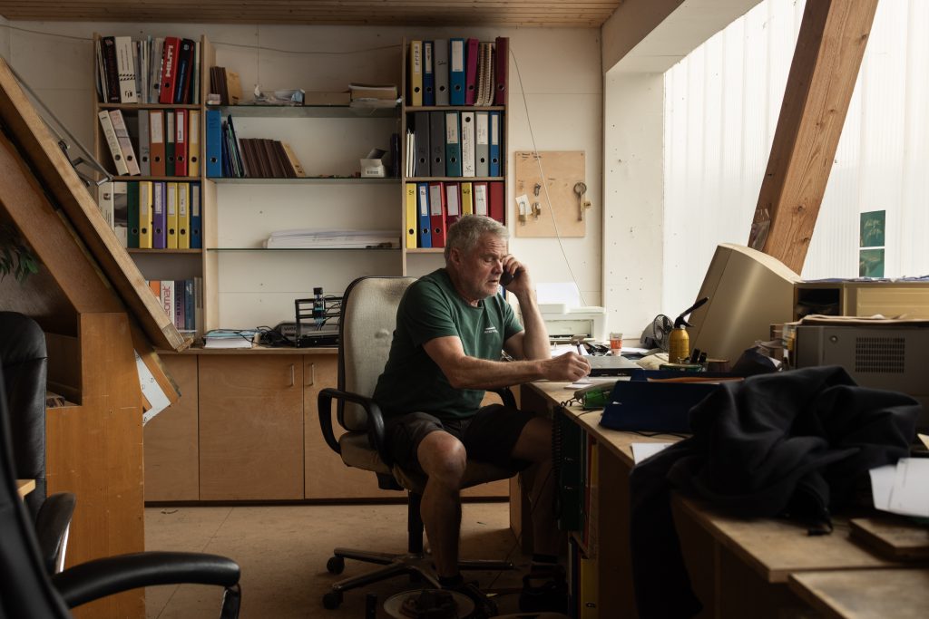 Jeder will noch was von ihm, bevor er in Pension geht: Urs Kohler in seinem Büro. 